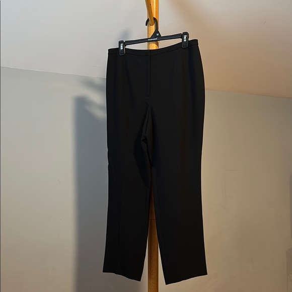 Ann Taylor Sleek Black Pants petite size 12 - Picture 1 of 3